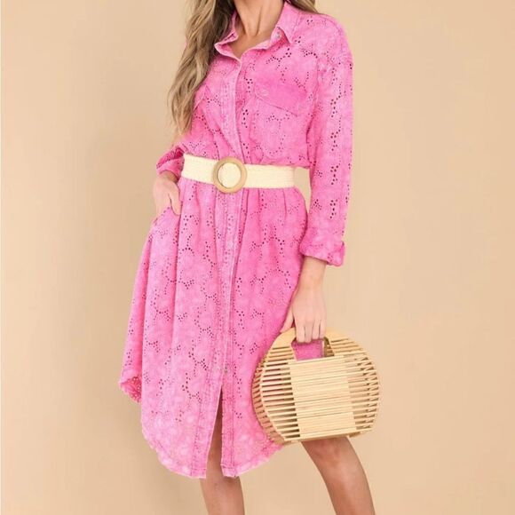 Eyelet Dress‎ - Picture 1 of 11